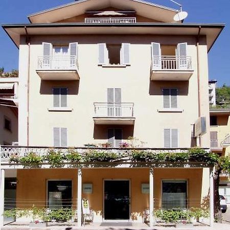 Hotel Belvedere Ловере Экстерьер фото